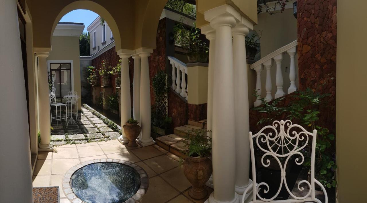 Villa Lugano Guesthouse Joanesburgo Exterior foto